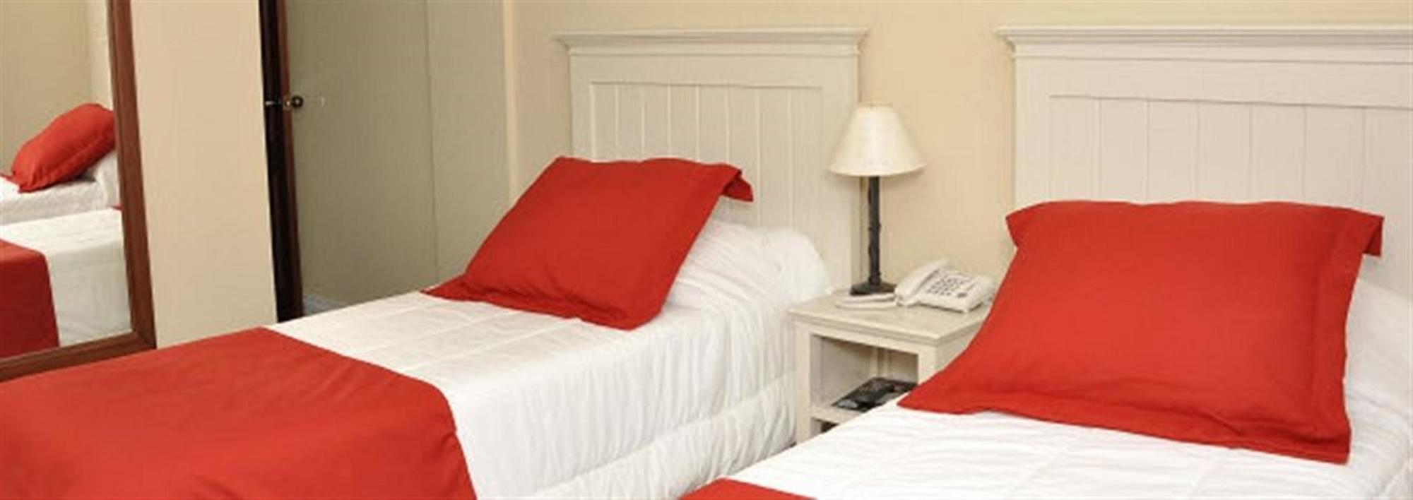 Hotel Ayres Colonia 콜로니아델사크라멘토 외부 사진